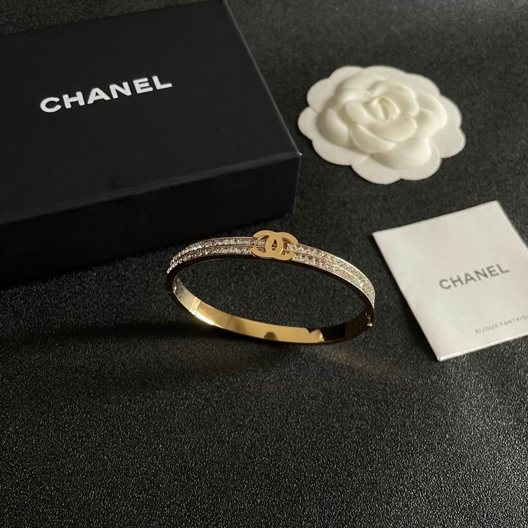 Chanel bracelet 12lyh46 (3)