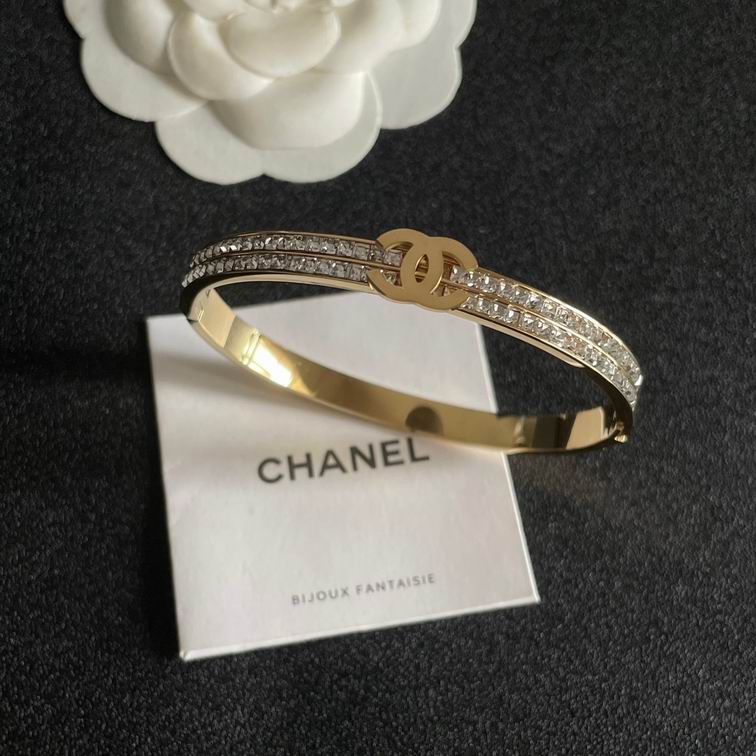 Chanel bracelet 12lyh46 (7)