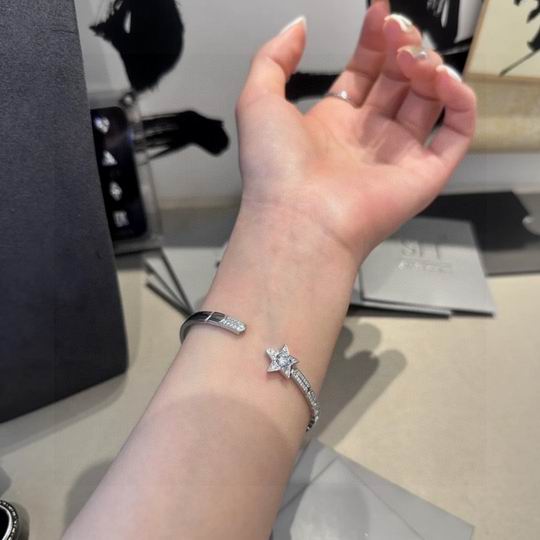 Chanel bracelet 12lyh49 (5)