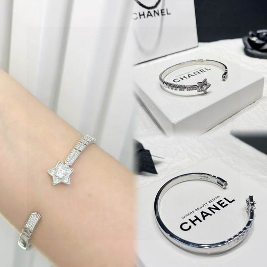 Chanel bracelet 12lyh49 (6)