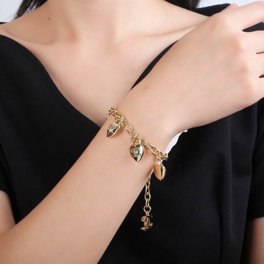 Chanel bracelet 12lyh55 (7)