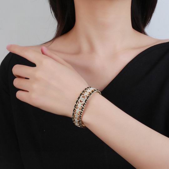 Chanel bracelet 12lyh60 (7)