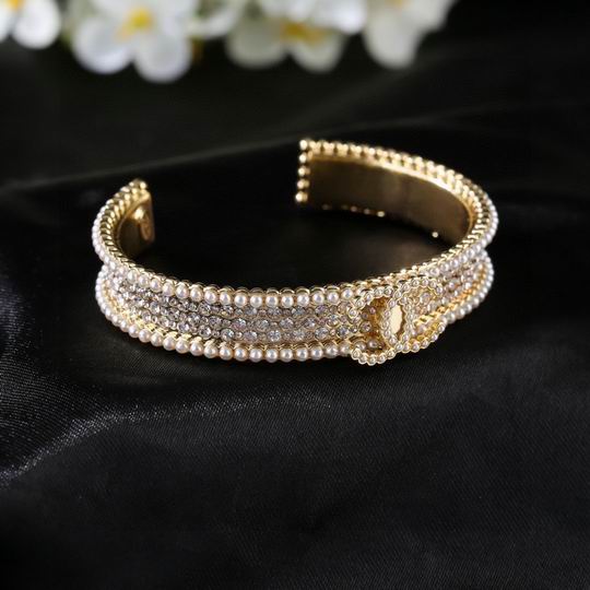 Chanel bracelet 12lyh61 (5)