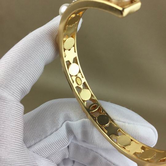 Chanel bracelet 12lyh62 (7)