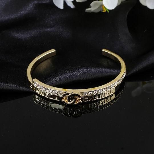 Chanel bracelet 12lyh72 (1)