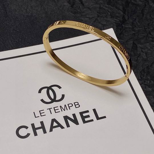 Chanel bracelet 12lyh73 (1)