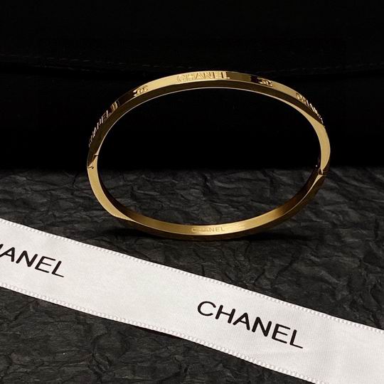 Chanel bracelet 12lyh73 (8)