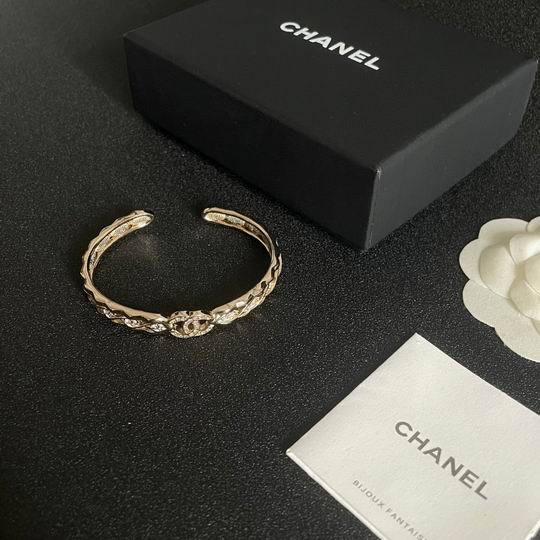 Chanel bracelet 12lyh74 (1)