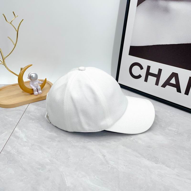 Chanel cap dx (266)