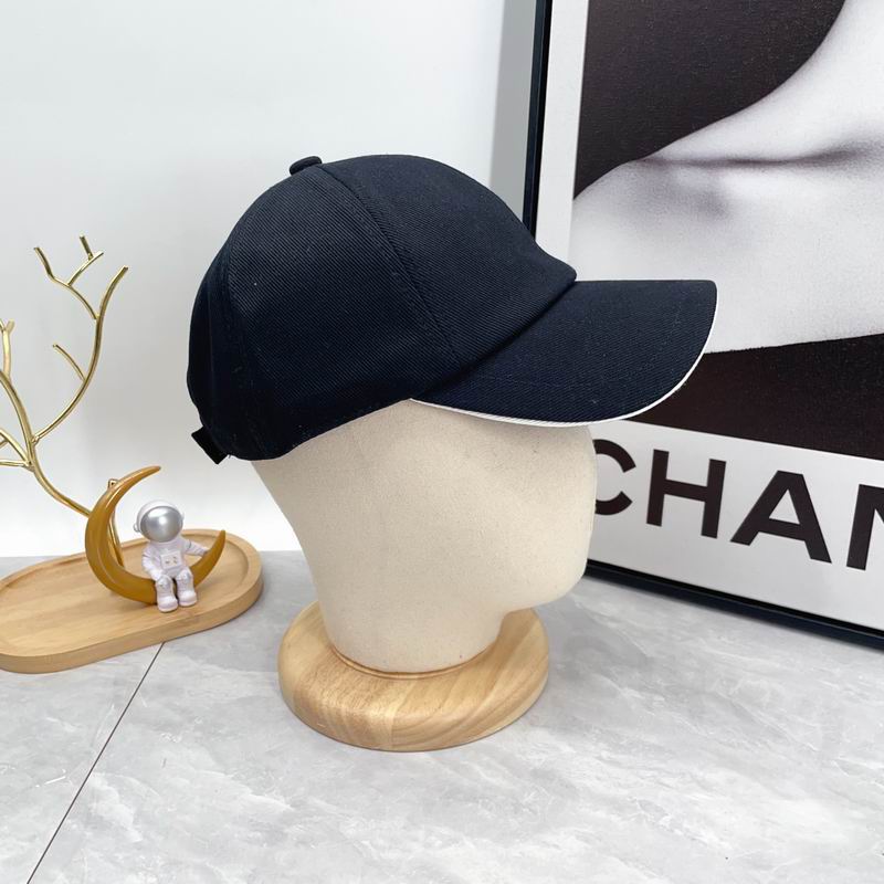 Chanel cap dx (280)