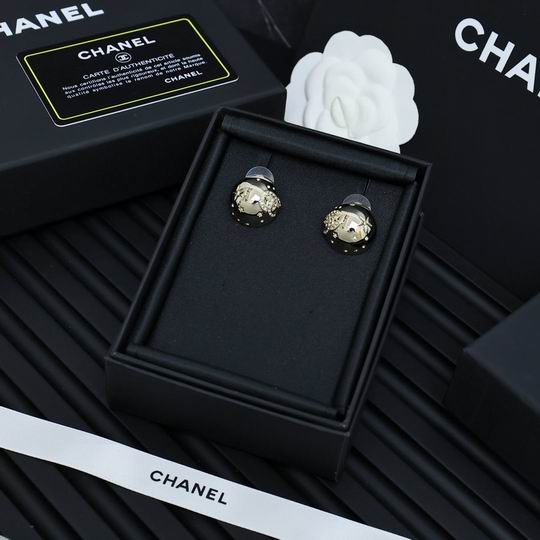 Chanel earring 01lyh380 (5)