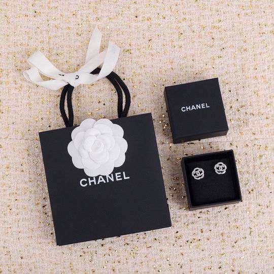 Chanel earring 01lyh387 (3)
