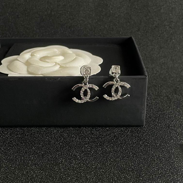 Chanel earring 12lyh202 (2)