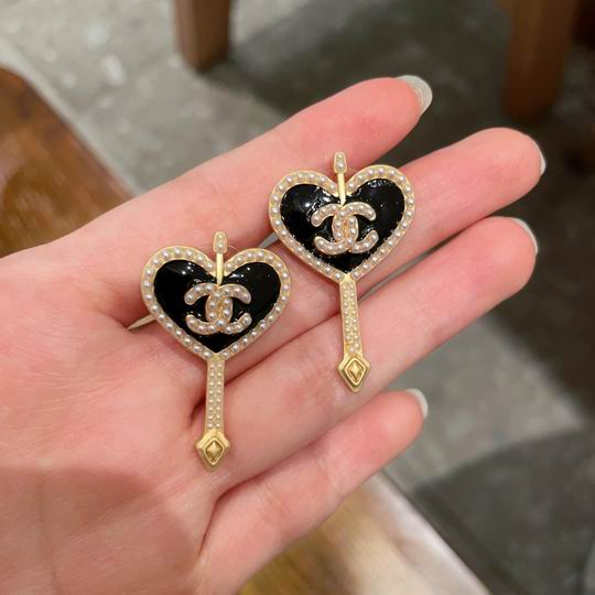 Chanel earring 12lyh250 (5)