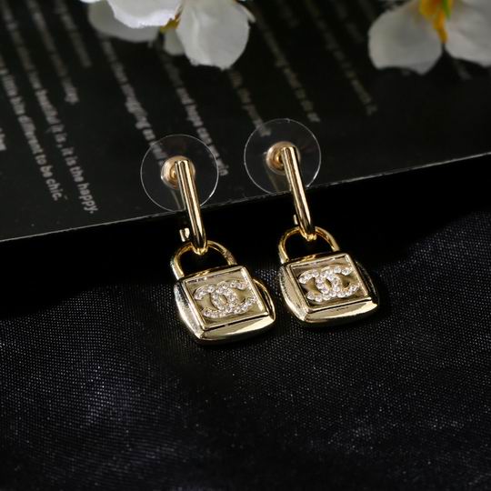 Chanel earring 12lyh283 (6)