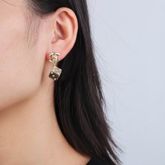 Chanel earring 12lyh284 (5)