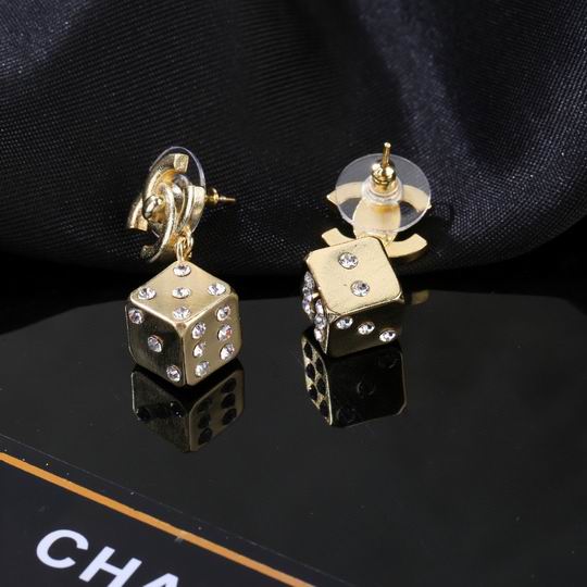 Chanel earring 12lyh284 (6)