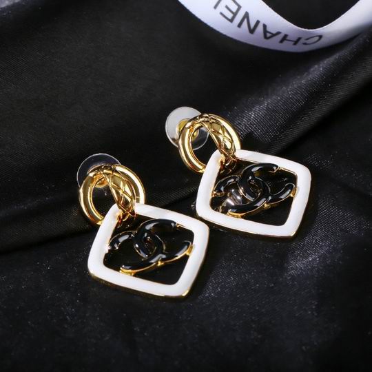 Chanel earring 12lyh300 (3)