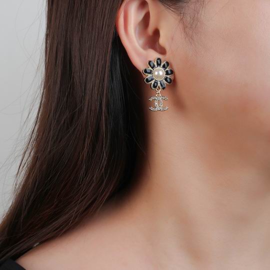 Chanel earring 12lyh302 (4)