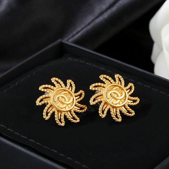 Chanel earring 12lyh305 (5)