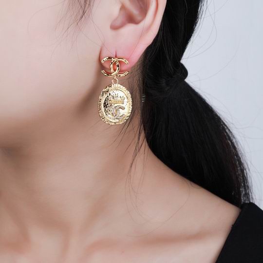 Chanel earring 12lyh319 (4)