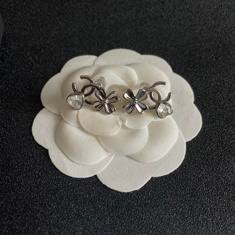 Chanel earring 12lyh347 (3)