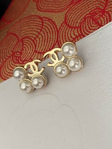 Chanel earring 12lyh352 (6)