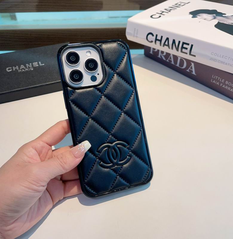 Chanel iPhone 12-15Pro max (1)