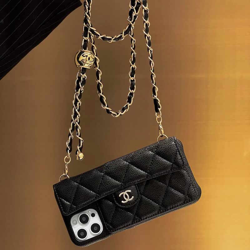 Chanel iphone shell (1)