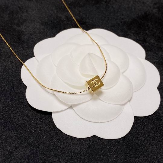 Chanel necklace 01lyh258 (1)