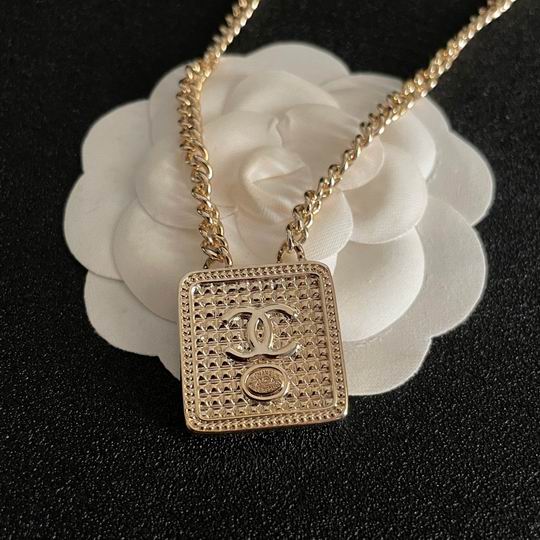 Chanel necklace 12lyh227 (6)