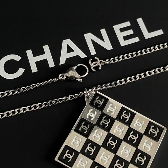 Chanel necklace 12lyh230 (2)