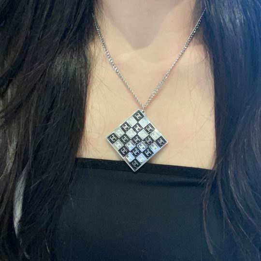 Chanel necklace 12lyh230 (4)