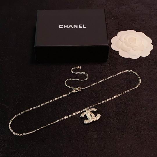 Chanel necklace 12lyh240 (1)