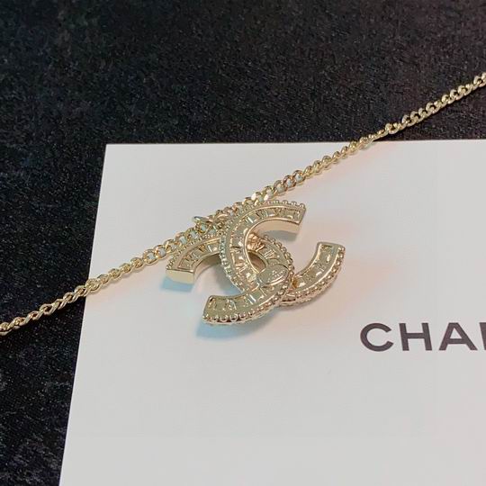 Chanel necklace 12lyh240 (2)