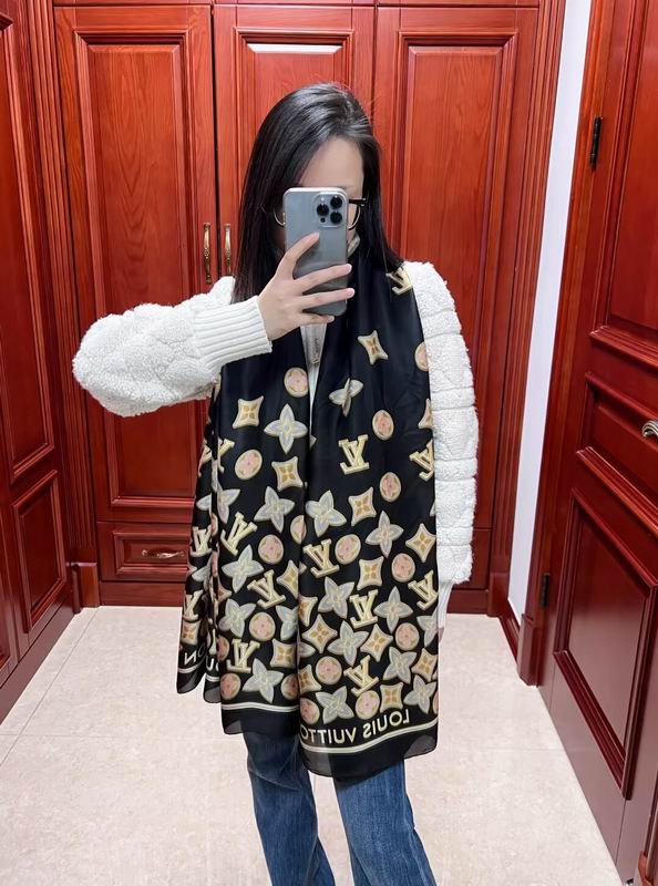 Chanel silk scarf 180X90cm E11 (4)