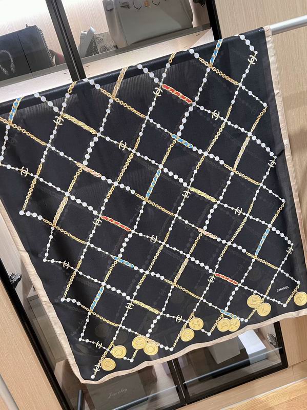 Chanel silk scarf 180X90cm E17 (1)