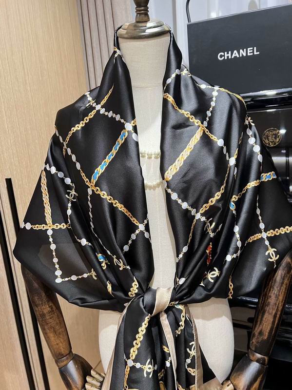 Chanel silk scarf 180X90cm E17 (2)