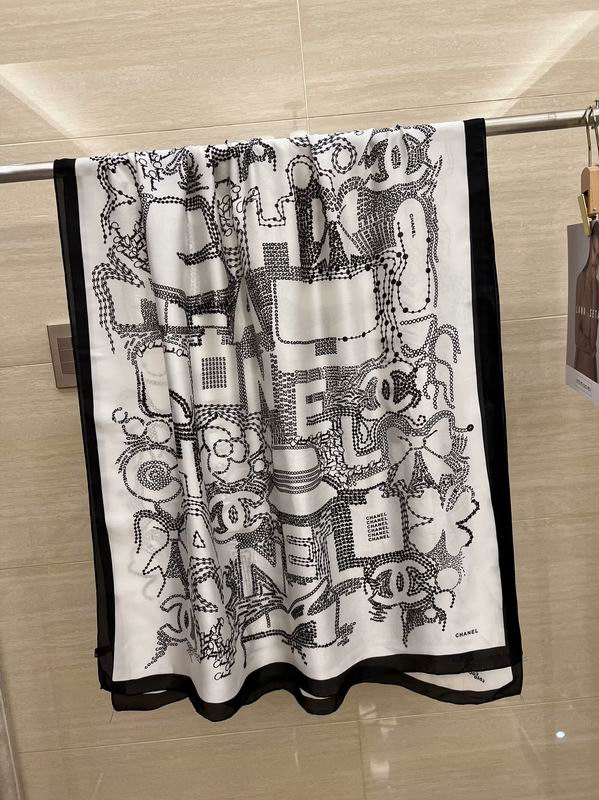 Chanel silk scarf 180X90cm E18 (2)