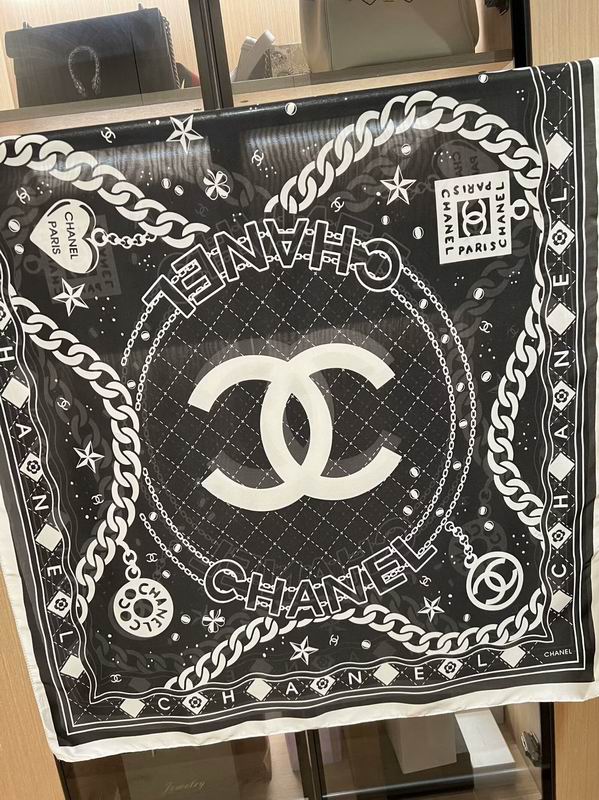 Chanel silk scarf 180X90cm E20 (4)