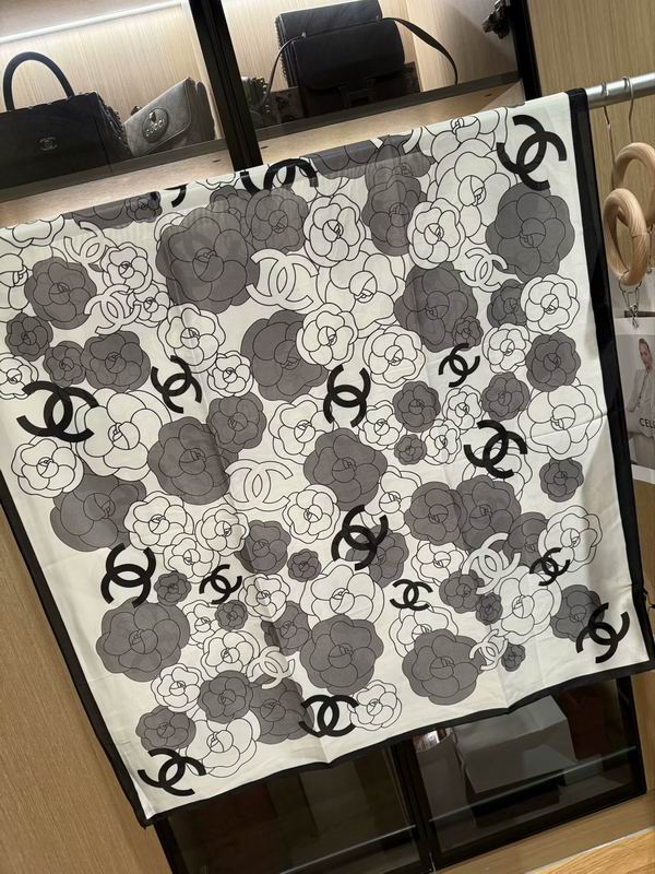 Chanel silk scarf 180X90cm E25 (1)