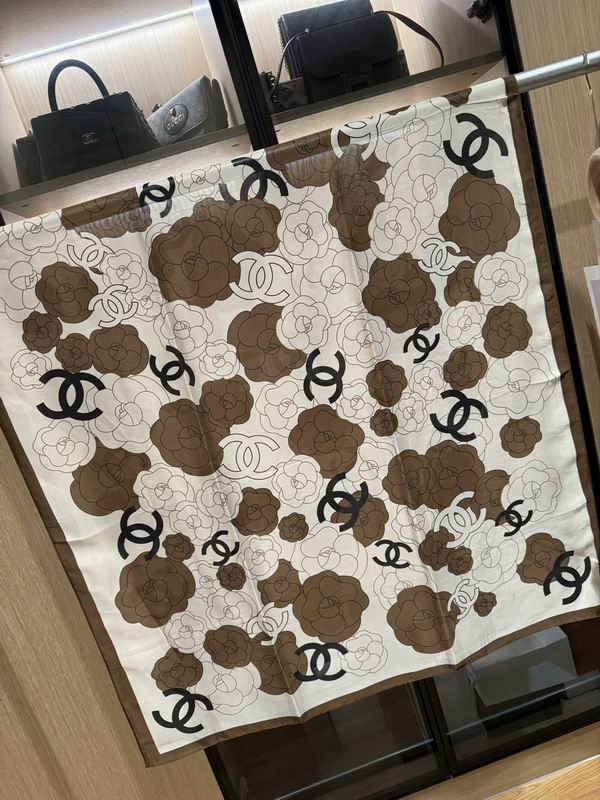 Chanel silk scarf 180X90cm E25 (2)