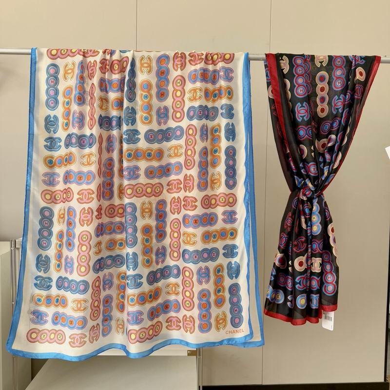 Chanel silk scarf 90-180cm E07 (1)