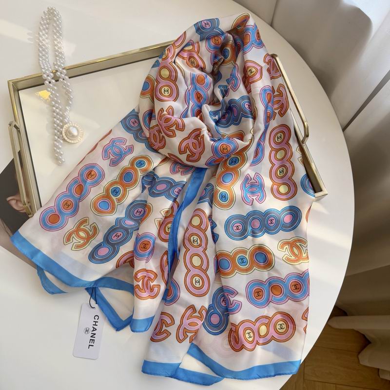 Chanel silk scarf 90-180cm E07 (5)