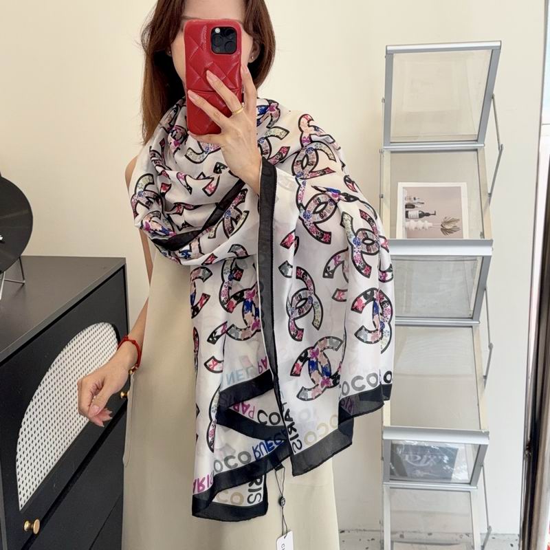 Chanel silk scarf 90-180cm E11 (12)