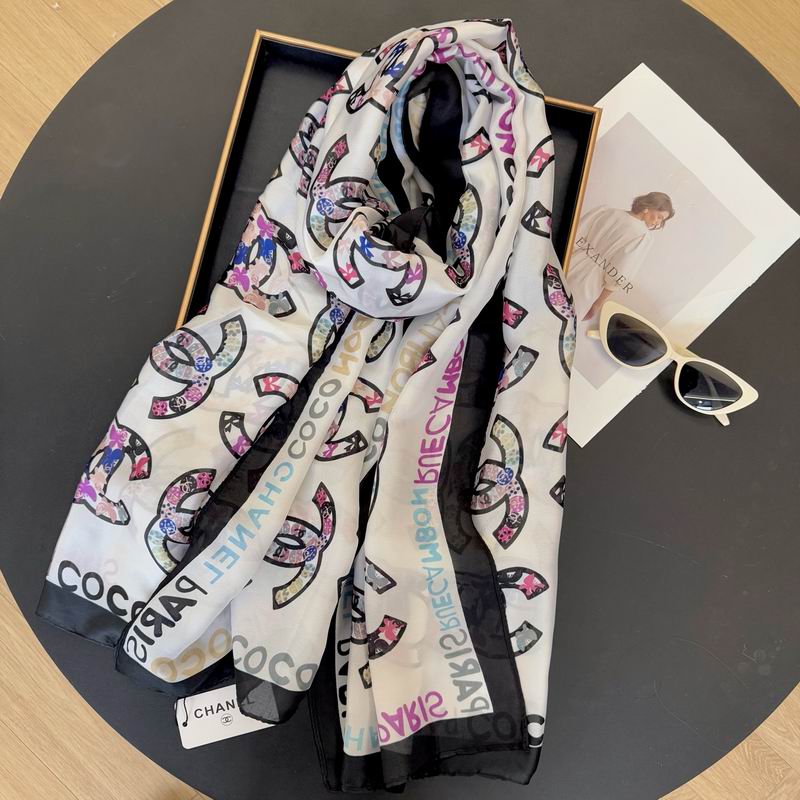 Chanel silk scarf 90-180cm E11 (14)