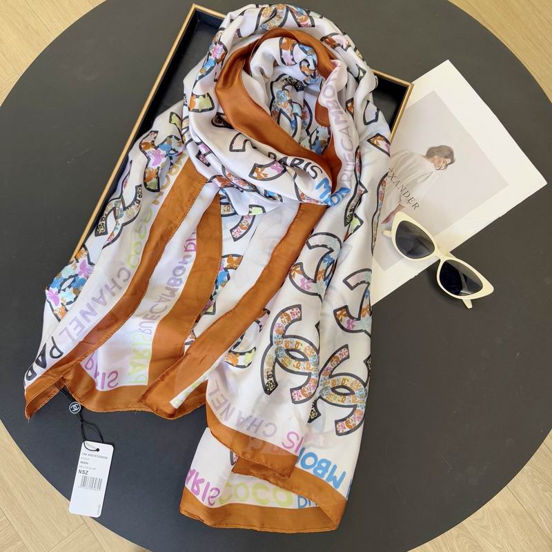 Chanel silk scarf 90-180cm E11 (3)