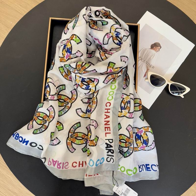 Chanel silk scarf 90-180cm E11 (5)