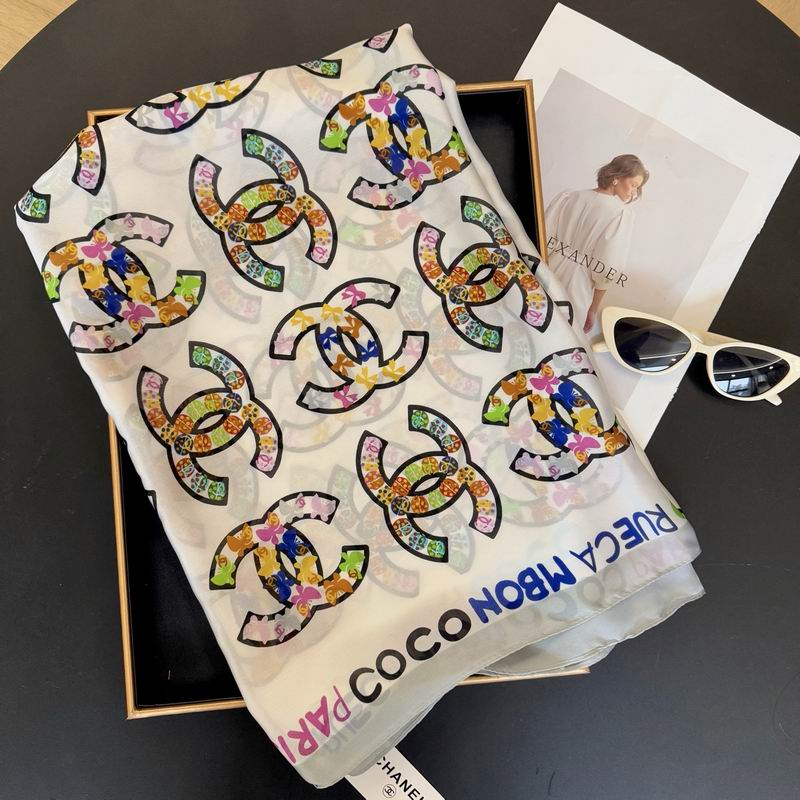 Chanel silk scarf 90-180cm E11 (7)