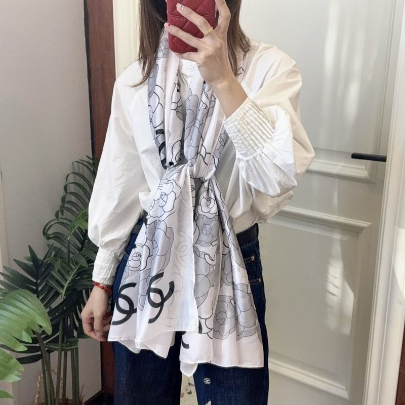 Chanel silk scarf 90-180cm E12 (13)
